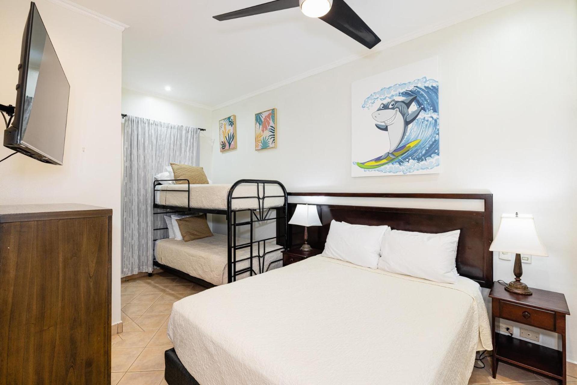 Sunrise 6- Ocean View 2 Bedroom Condo, Steps To The Beach تاماريندو المظهر الخارجي الصورة