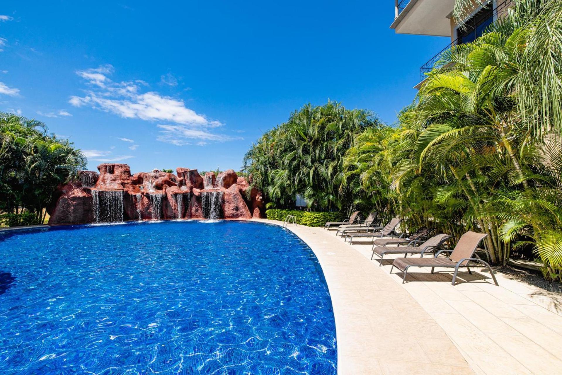 Sunrise 6- Ocean View 2 Bedroom Condo, Steps To The Beach تاماريندو المظهر الخارجي الصورة