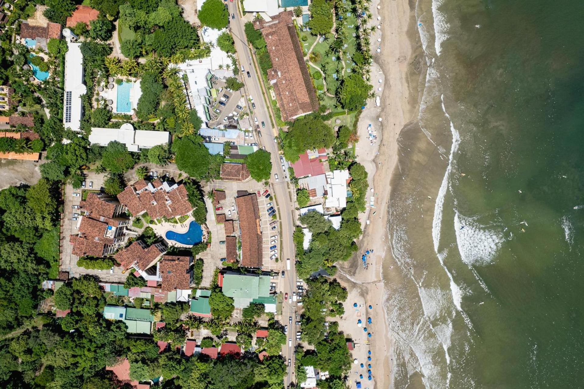 Sunrise 6- Ocean View 2 Bedroom Condo, Steps To The Beach تاماريندو المظهر الخارجي الصورة
